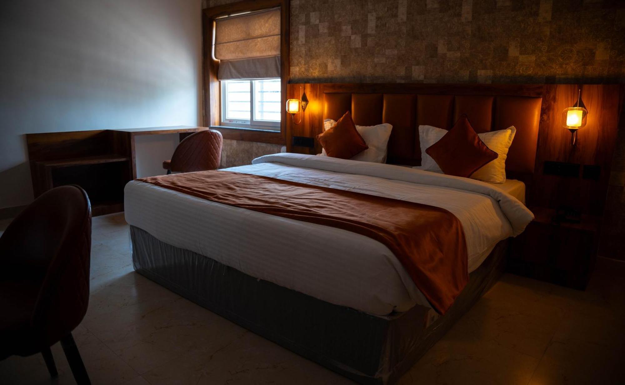 Hotel Orange 부바네스 외부 사진