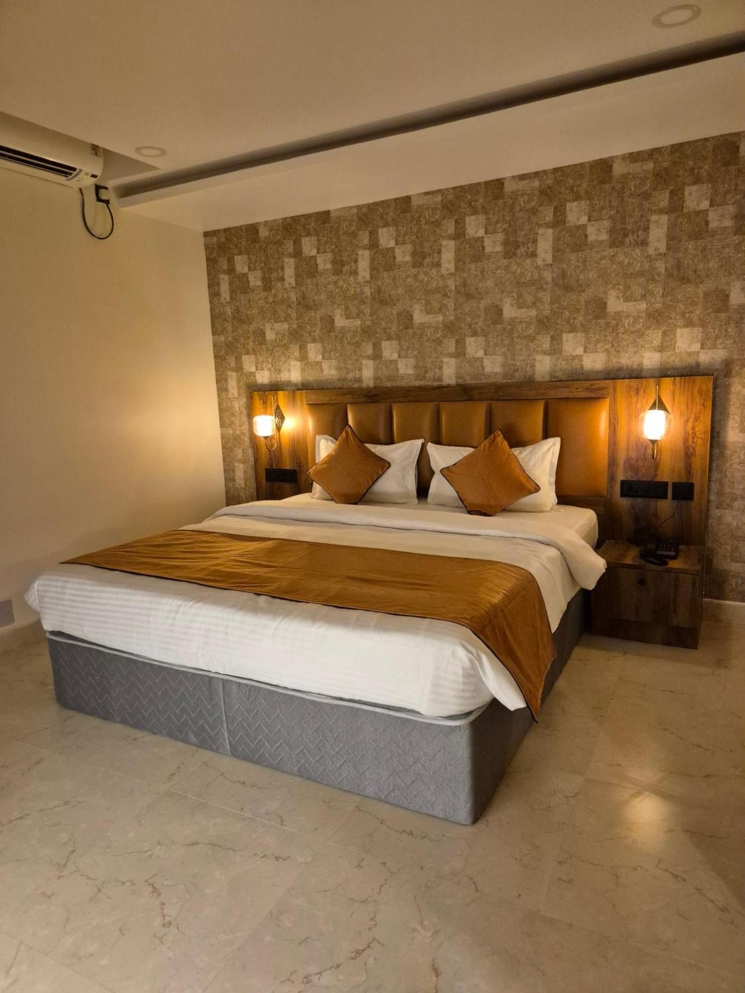 Hotel Orange 부바네스 외부 사진