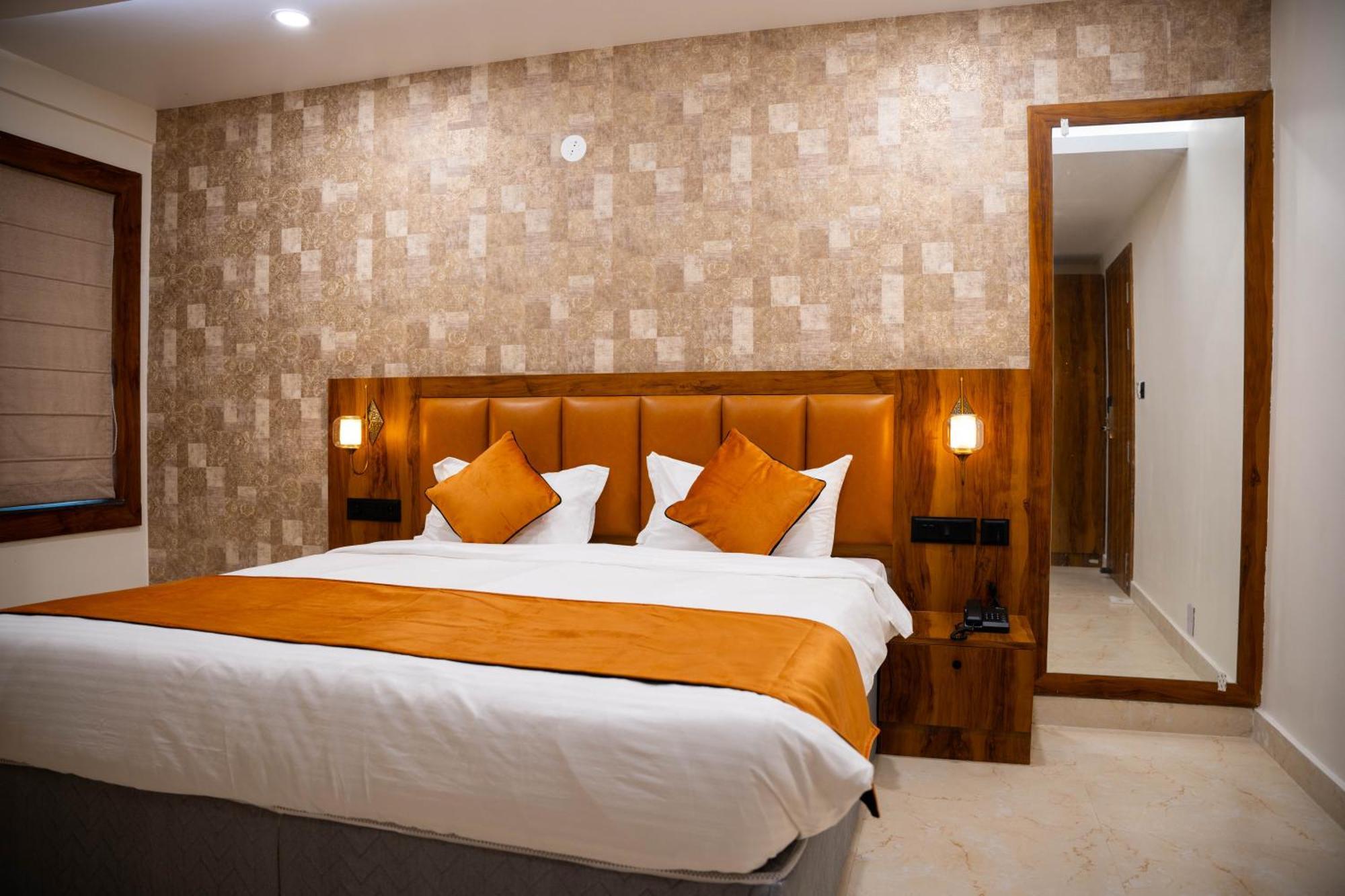 Hotel Orange 부바네스 외부 사진