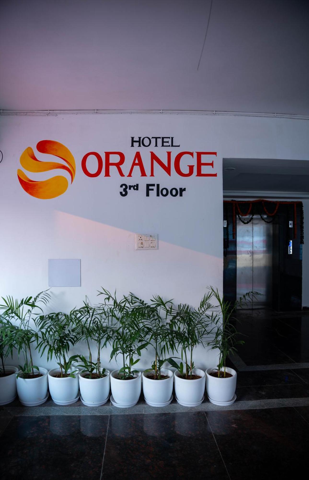 Hotel Orange 부바네스 외부 사진