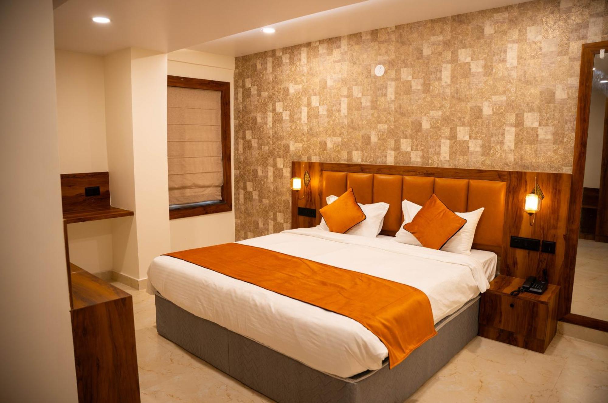Hotel Orange 부바네스 외부 사진