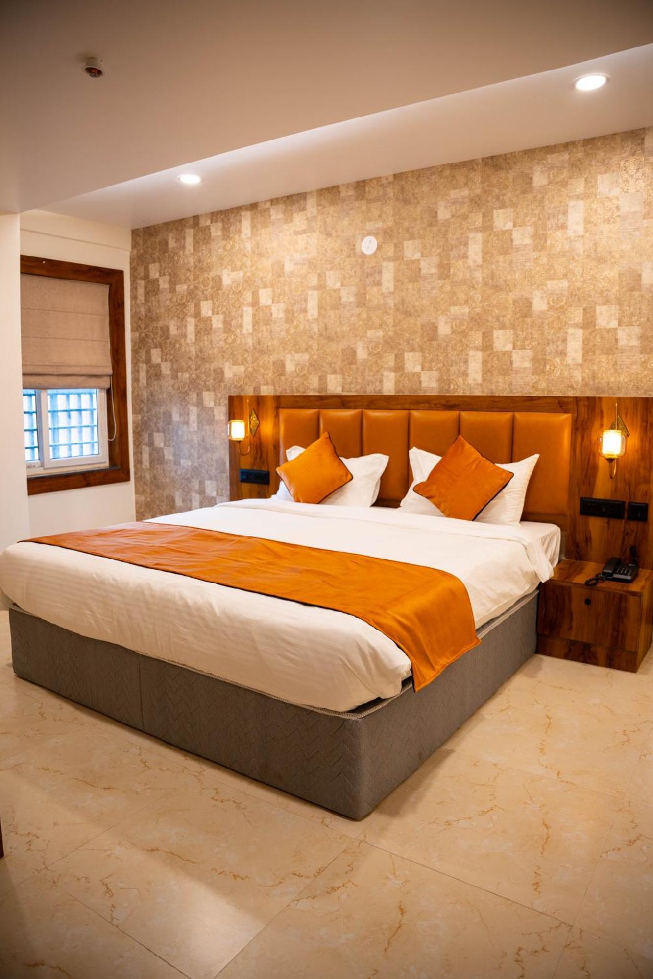 Hotel Orange 부바네스 외부 사진