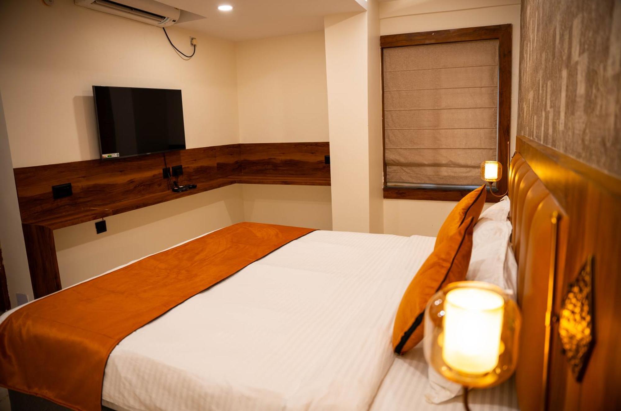 Hotel Orange 부바네스 외부 사진