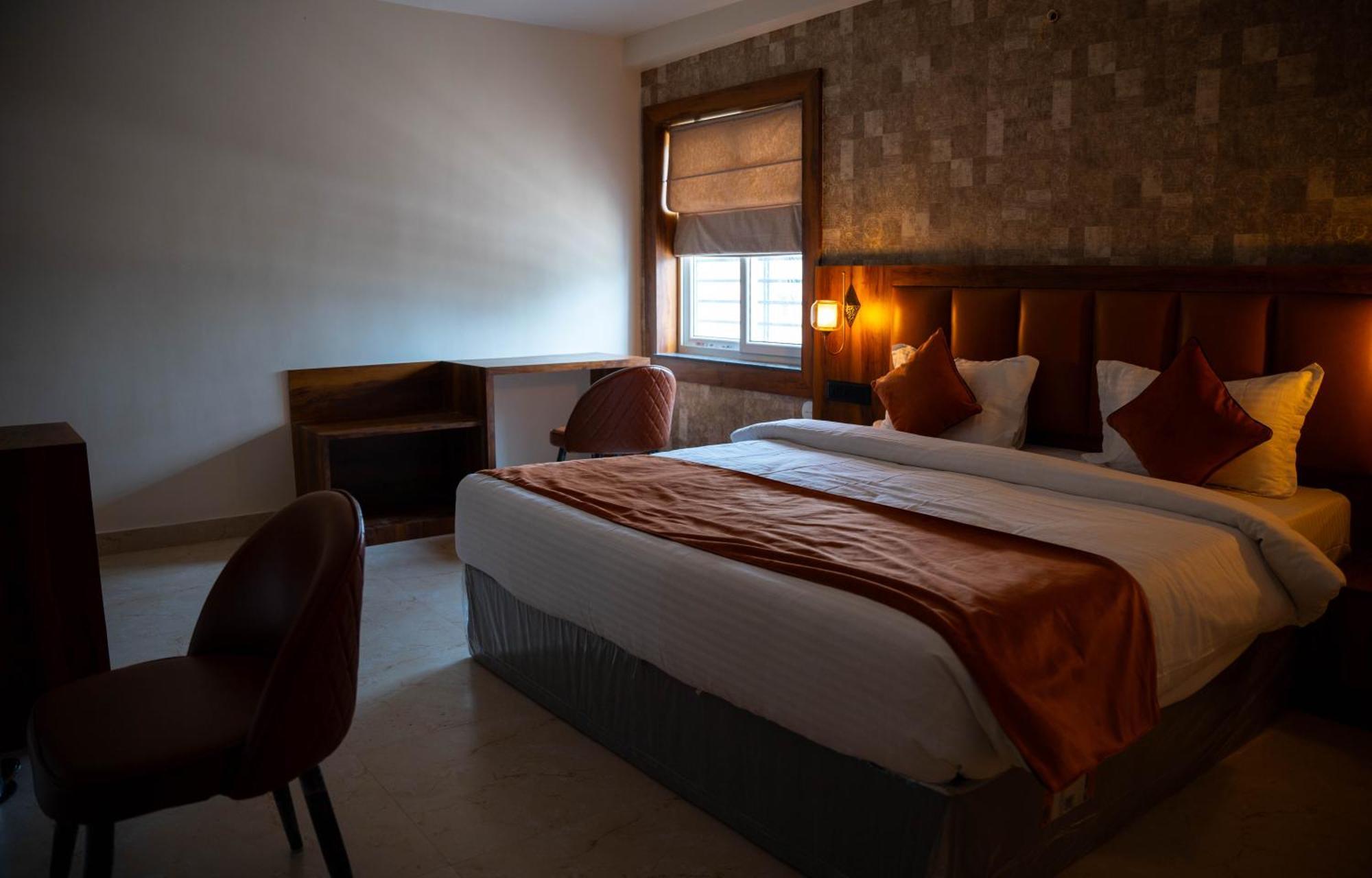 Hotel Orange 부바네스 외부 사진