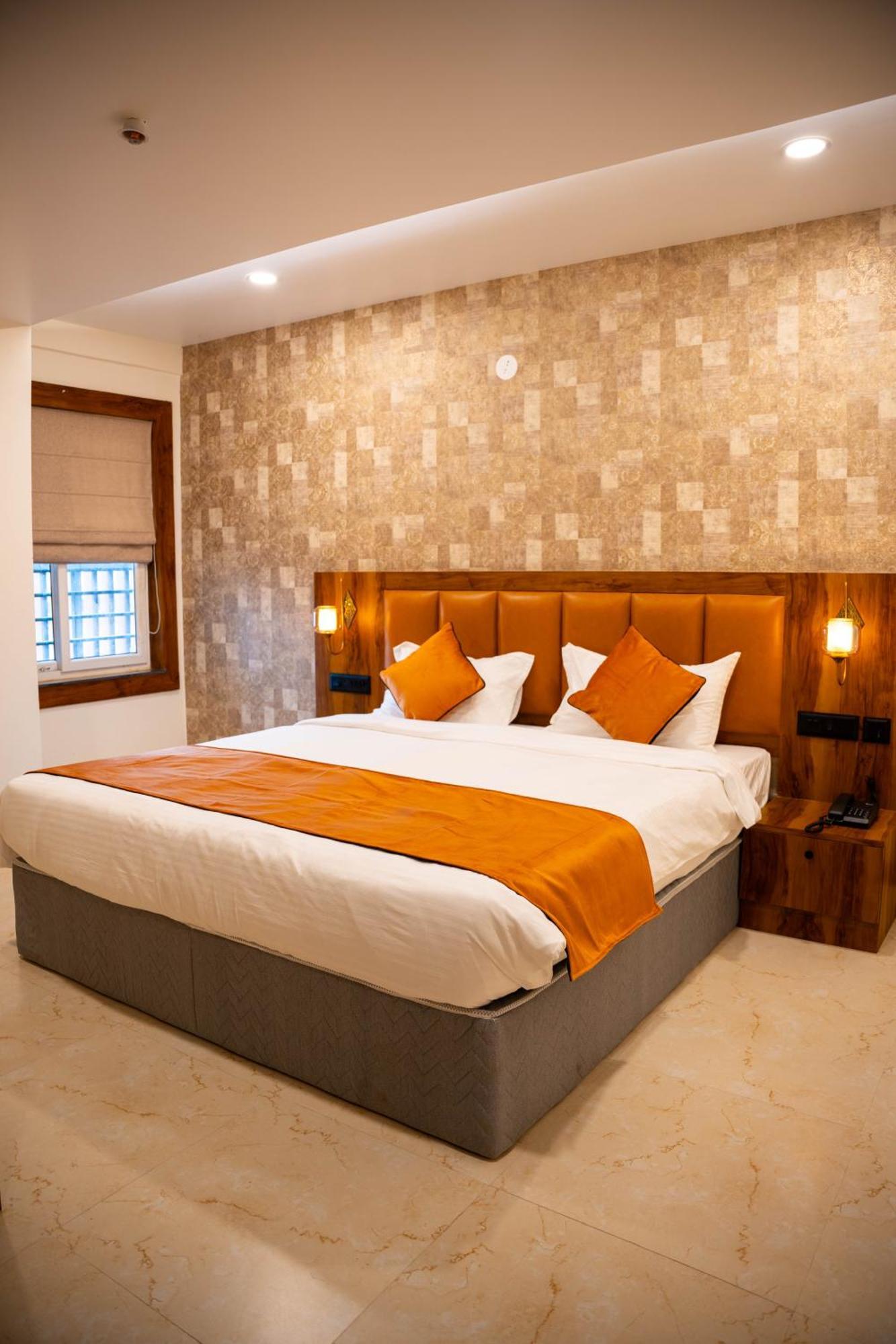 Hotel Orange 부바네스 외부 사진