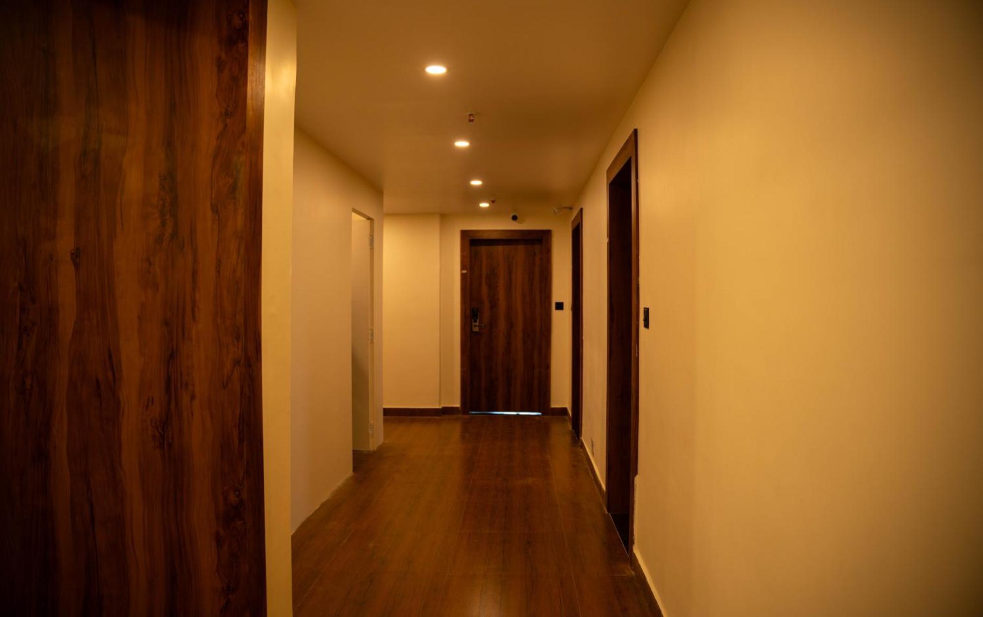 Hotel Orange 부바네스 외부 사진