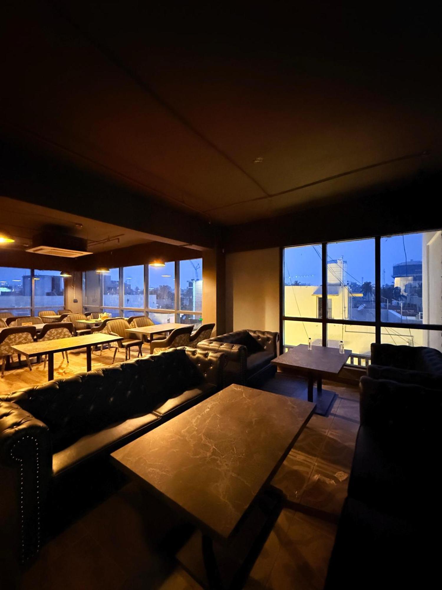 Hotel Orange 부바네스 외부 사진